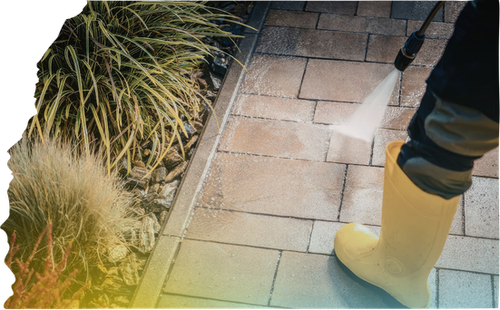 Apartment Complex Pressure Washing (3)